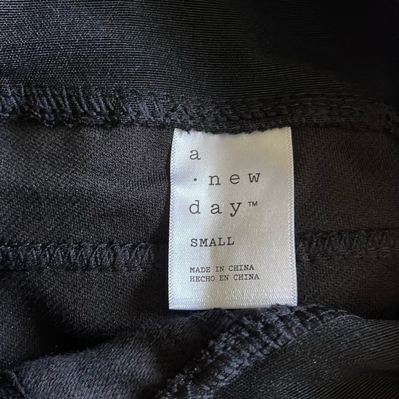 A New Day Jeggings - Picture 3 of 3